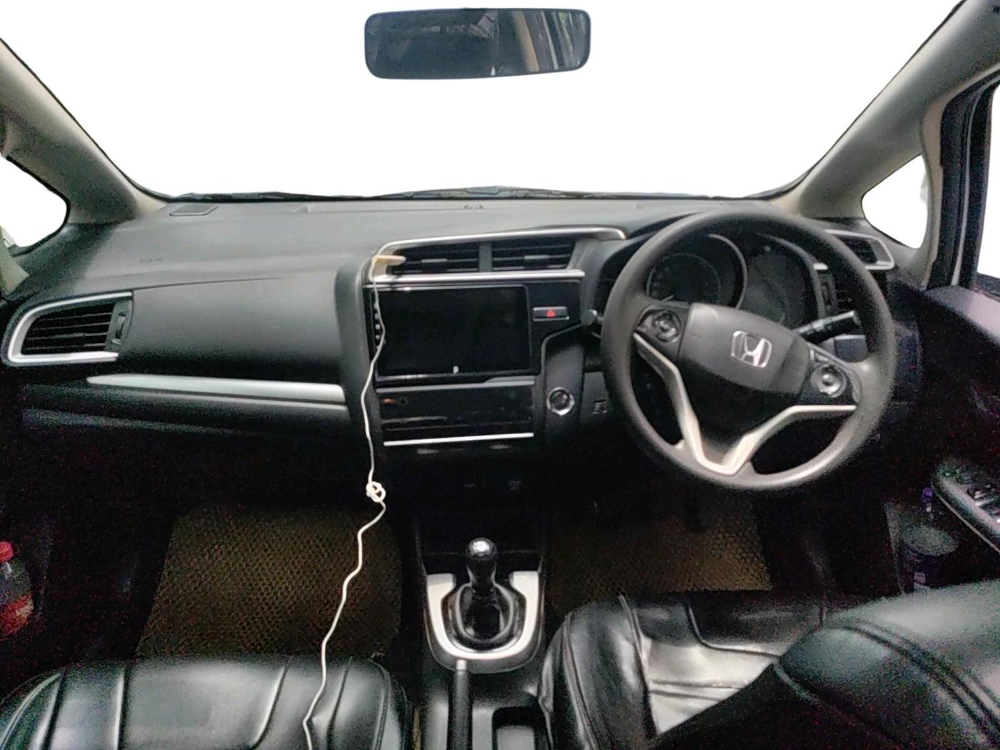 2017 Honda WR-V 1.5L I-DTEC VX MT, Diesel, Manual, 95,660 km, interior