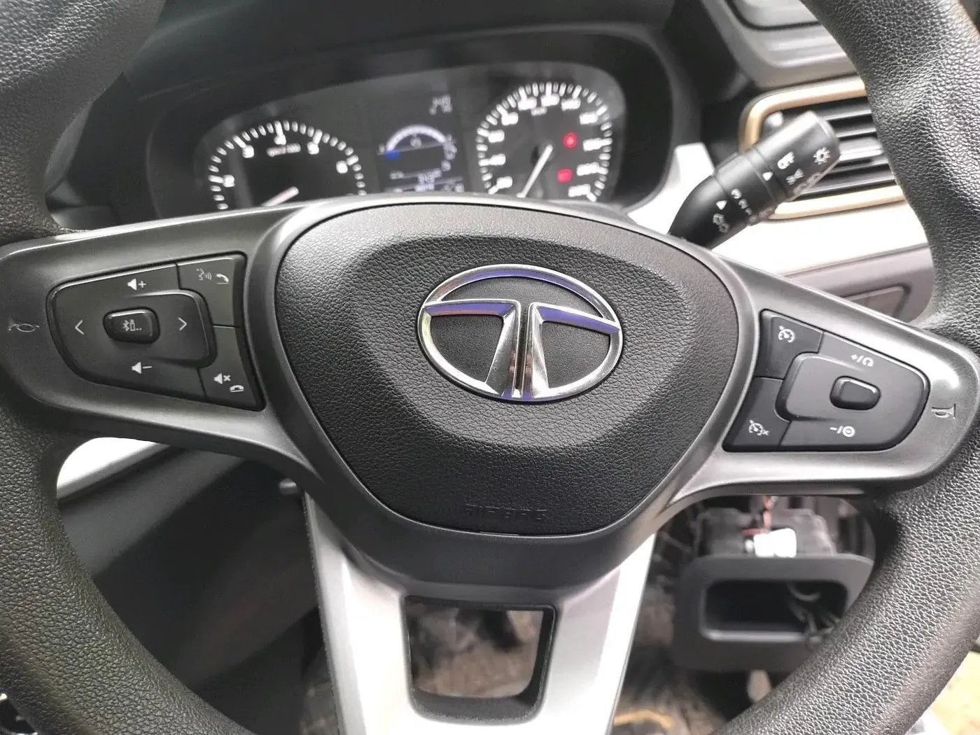 2022 Tata PUNCH ACCOMPLISHED MT, Petrol, Manual, 39,915 km, interior
