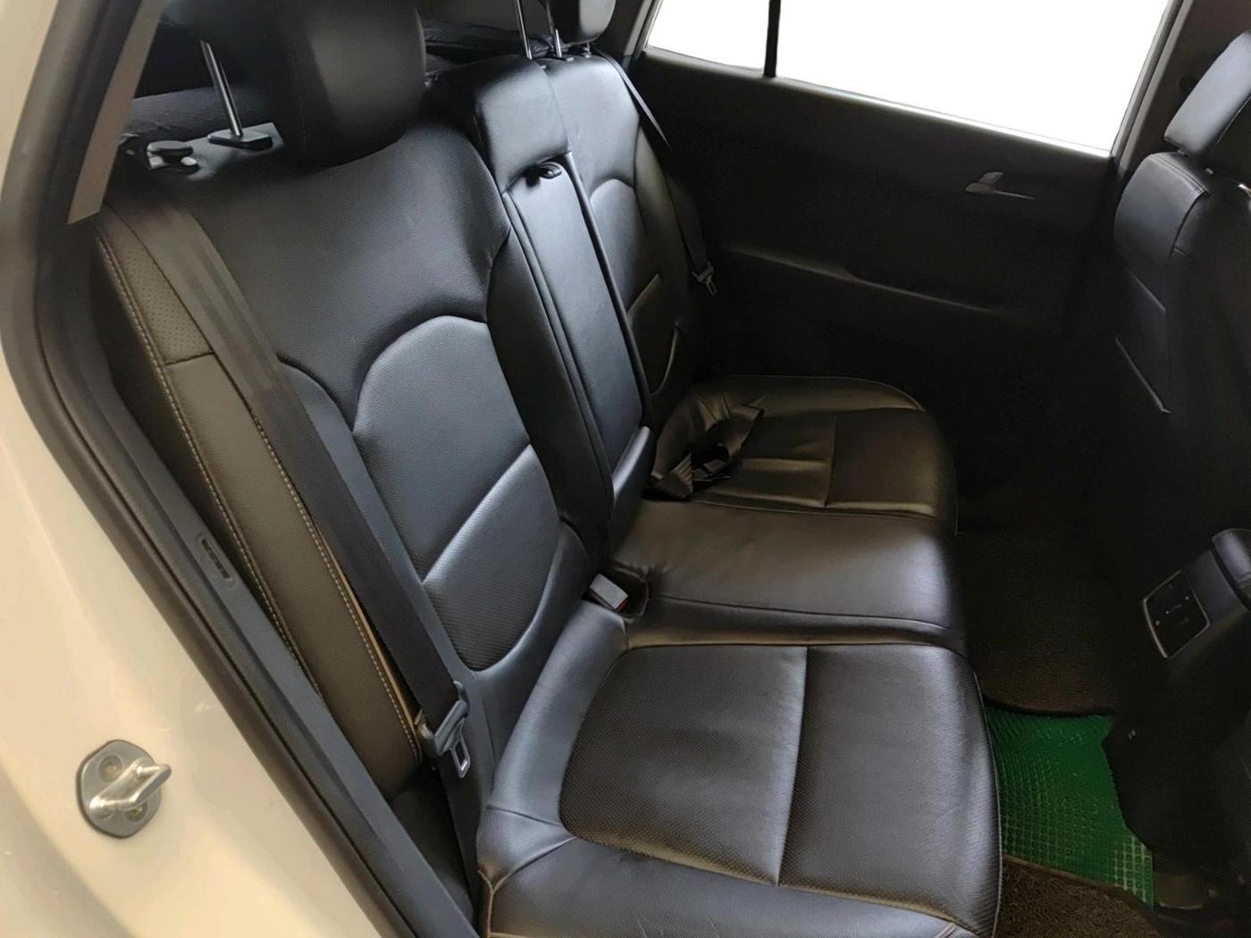 2015 Hyundai Creta SX (O) 1.6 DIESEL, Diesel, Manual, 73,835 km, interior