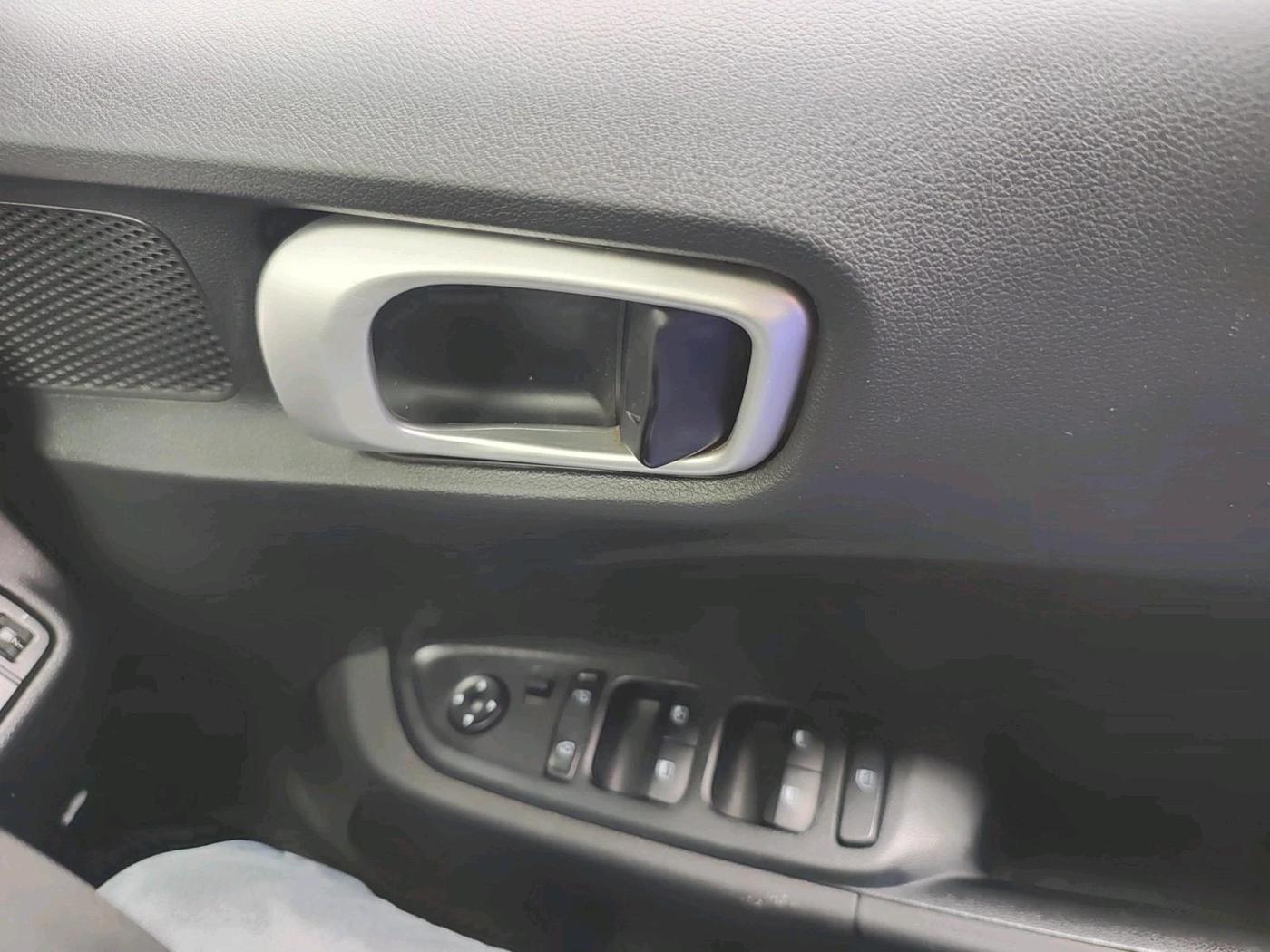 2021 Hyundai VENUE S 1.2, Petrol, Manual, 24,254 km, interior