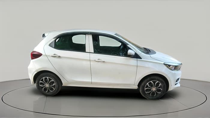 2021 Tata Tiago XT PETROL, Petrol, Manual, 32,398 km, exterior