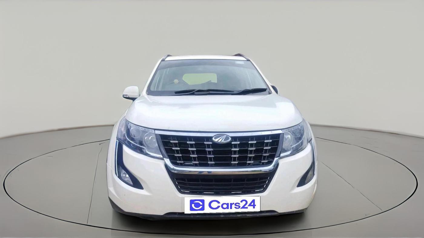 2020 Mahindra XUV500 W7, Diesel, Manual, 1,06,325 km, exterior