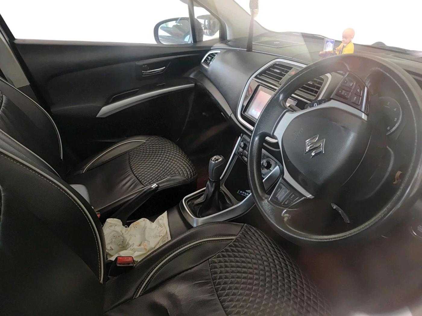 2018 Maruti S Cross ZETA 1.3, Diesel, Manual, 87,143 km, interior