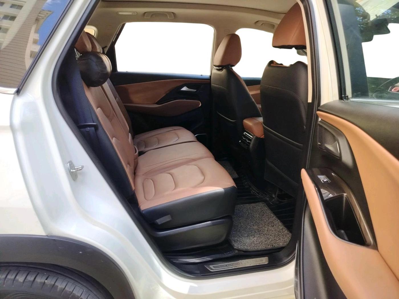 2023 MG HECTOR PLUS SAVVY PRO 1.5 TURBO CVT 7 STR, Petrol, Automatic, 24,875 km, interior
