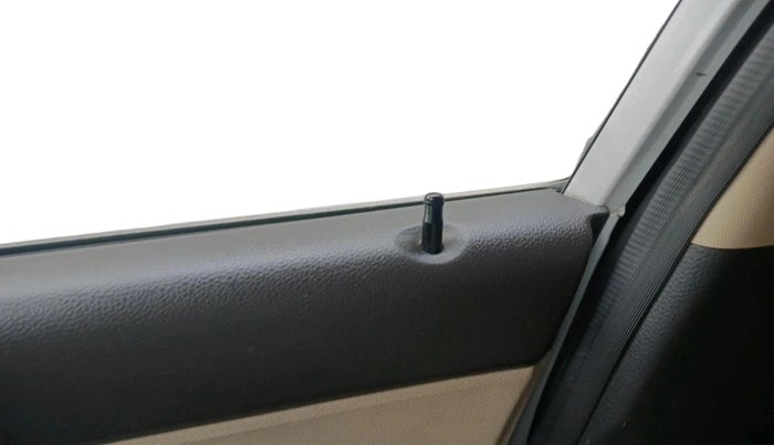 2017 Hyundai Eon SPORTZ, Petrol, Manual, 20,757 km, interior