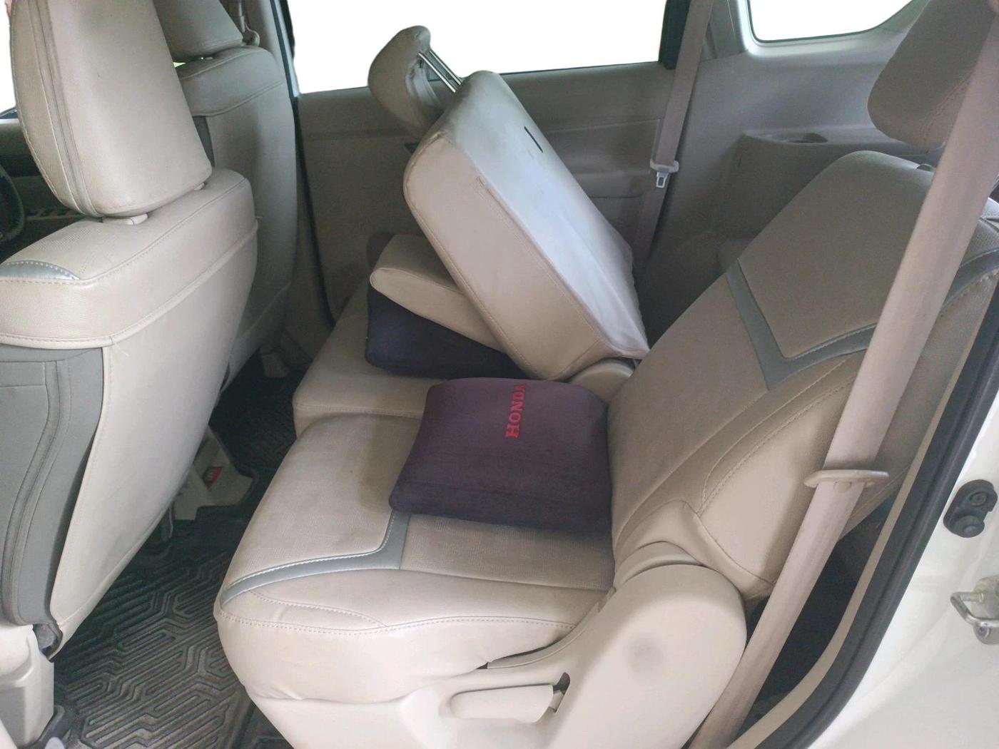2024 Toyota RUMION V AT , Petrol, Automatic, 43,933 km, interior