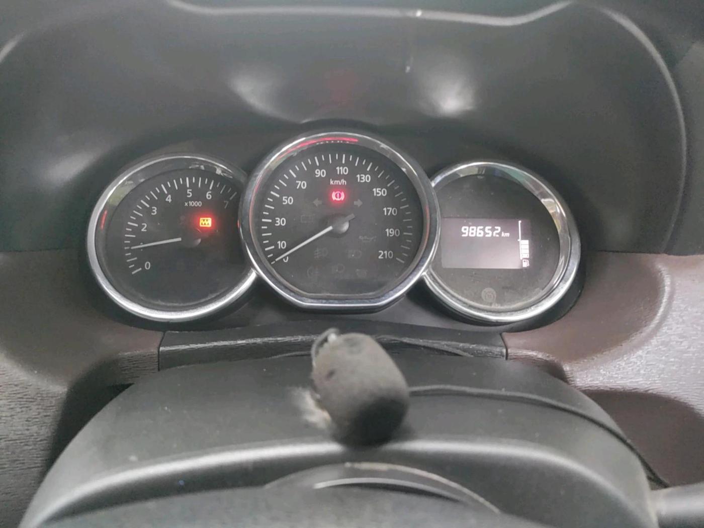 2017 Nissan Terrano  XL D Plus, Diesel, Manual, 98,652 km, interior