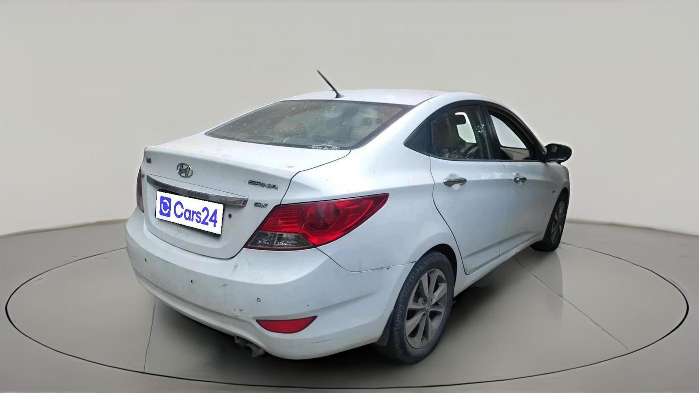 2012 Hyundai Verna FLUIDIC 1.6 CRDI SX, Diesel, Manual, 1,28,690 km, exterior