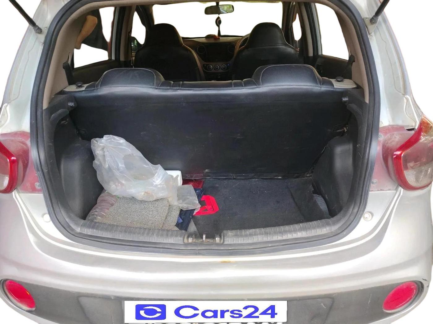 2017 Hyundai Grand i10 MAGNA 1.1 CRDI, Diesel, Manual, 80,111 km, exterior