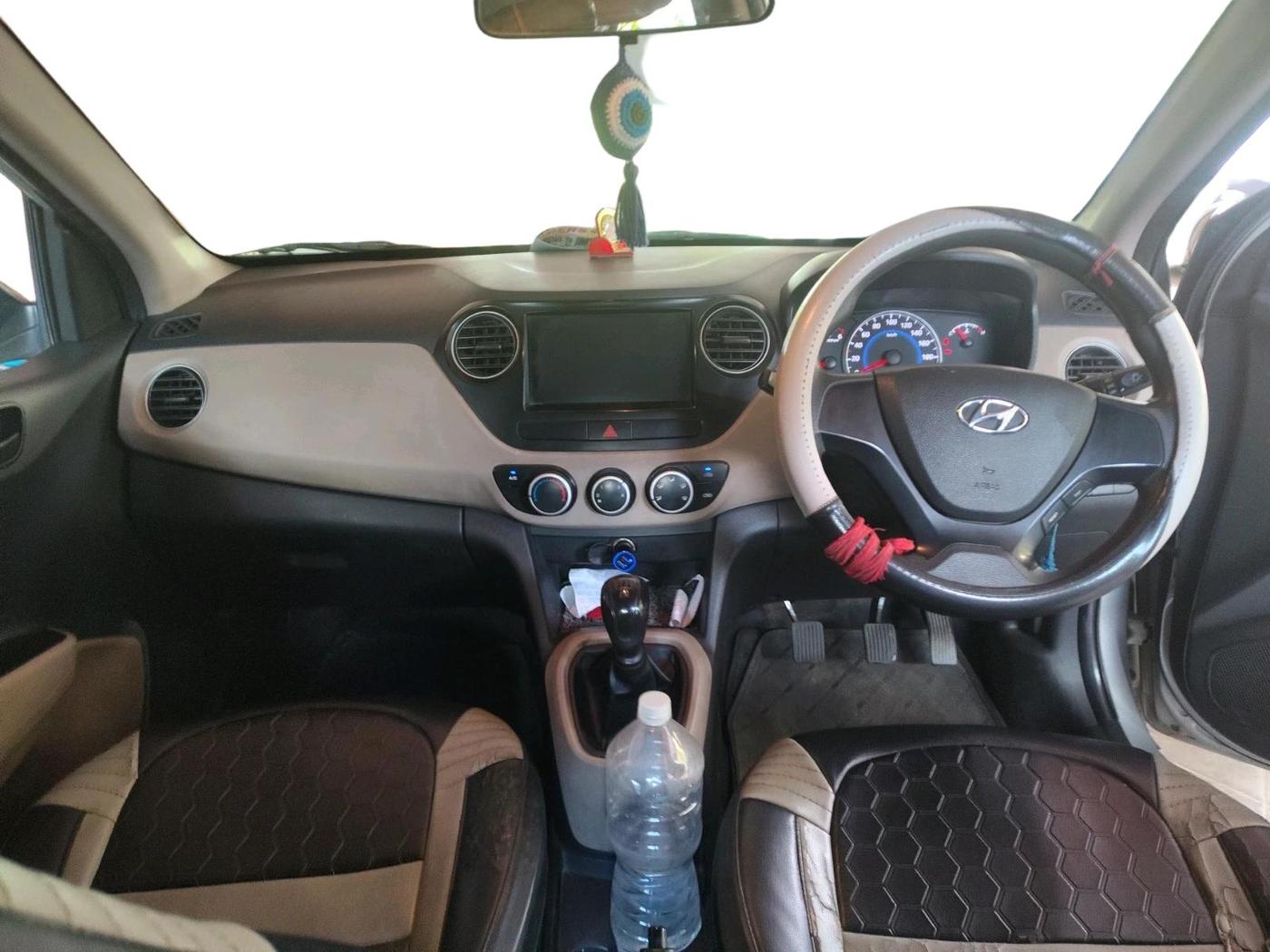 2017 Hyundai Grand i10 MAGNA 1.1 CRDI, Diesel, Manual, 80,111 km, interior