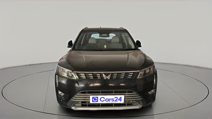 2022 Mahindra XUV300 W8 (O) 1.5 DIESEL, Diesel, Manual, 83,520 km, exterior