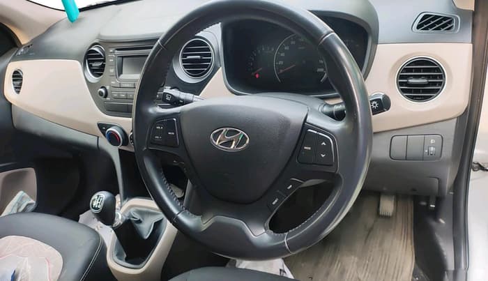 2015 Hyundai Grand i10 ASTA 1.2 KAPPA VTVT, Petrol, Manual, 17,565 km, interior