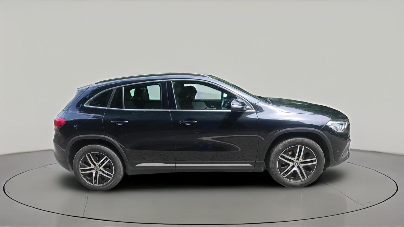 2022 Mercedes Benz GLA Class 200, Petrol, Automatic, 28,837 km, exterior