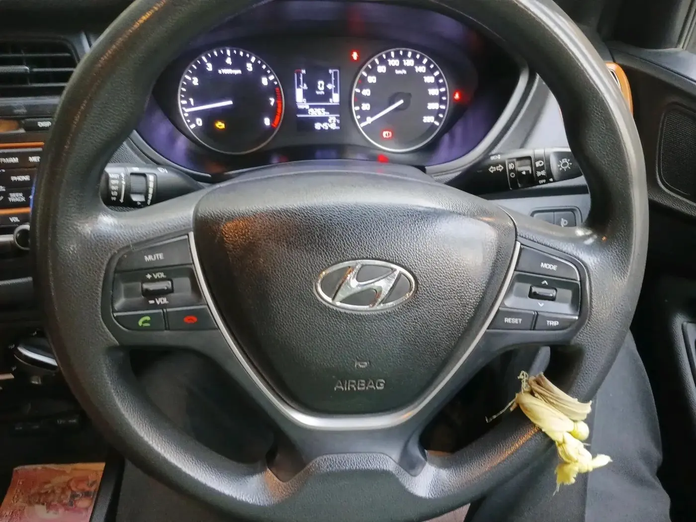 2017 Hyundai i20 Active 1.2 S, Petrol, Manual, 1,84,548 km, interior