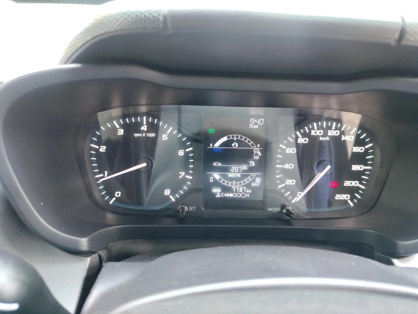 2024 Tata ALTROZ XZ PETROL, Petrol, Manual, 7,737 km, interior