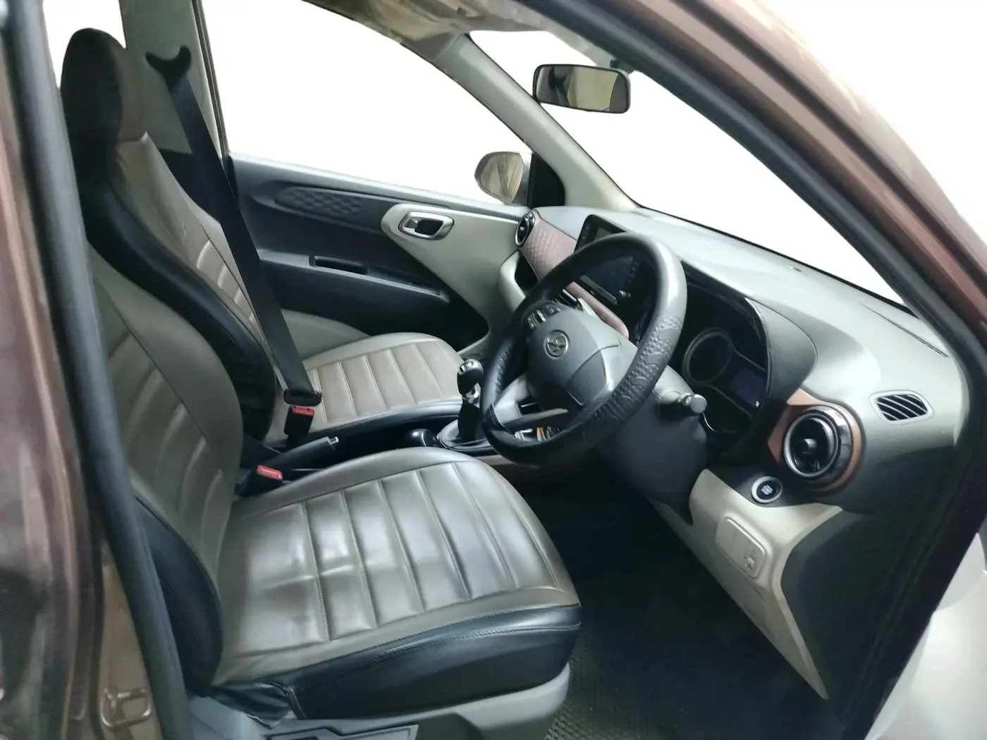 2020 Hyundai AURA SX 1.2, Petrol, Manual, 76,032 km, interior