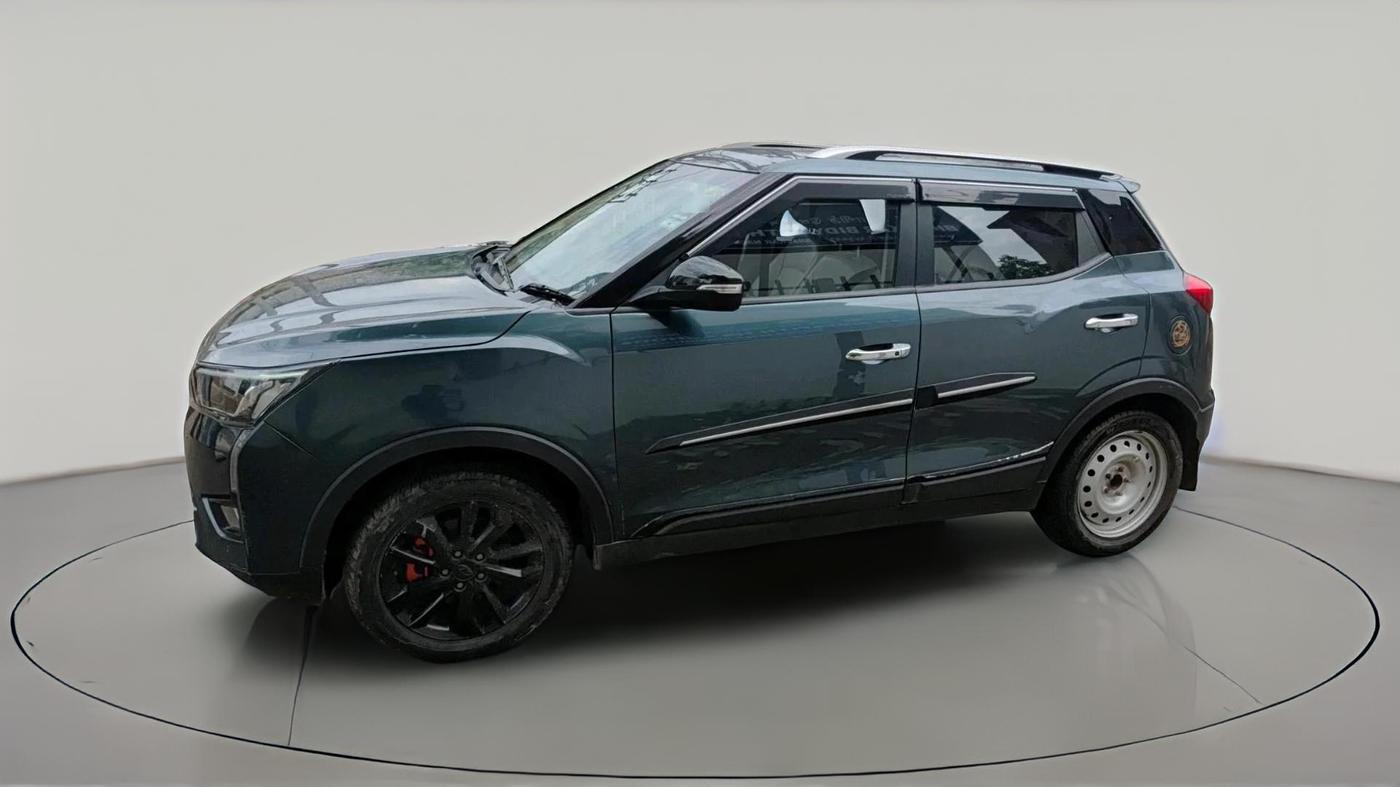 2019 Mahindra XUV300 W8 (O) 1.2 PETROL, Petrol, Manual, 66,720 km, exterior