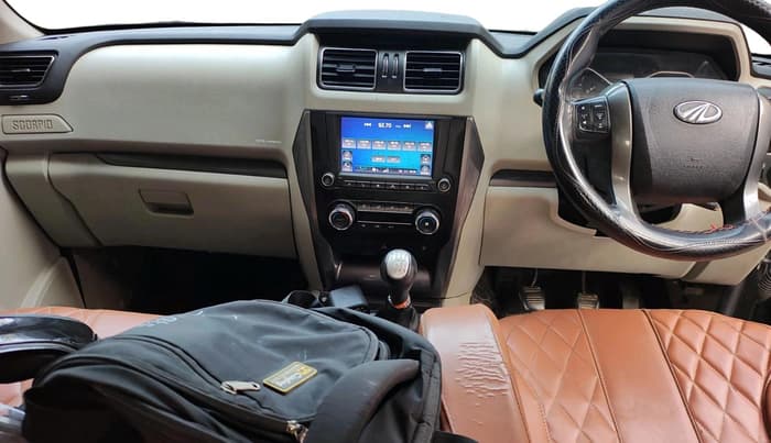 2021 Mahindra Scorpio S9, Diesel, Manual, 88,351 km, interior