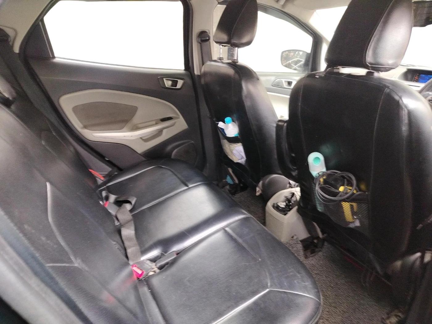 2014 Ford Ecosport TITANIUM 1.5L DIESEL, Diesel, Manual, 1,23,271 km, interior