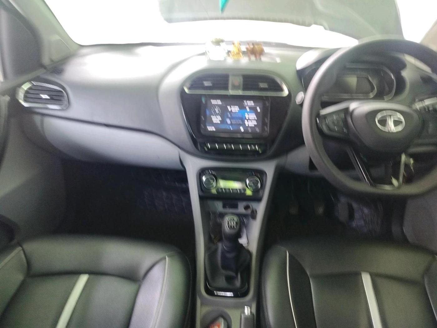 2020 Tata Tiago XZ PLUS PETROL, Petrol, Manual, 51,363 km, interior