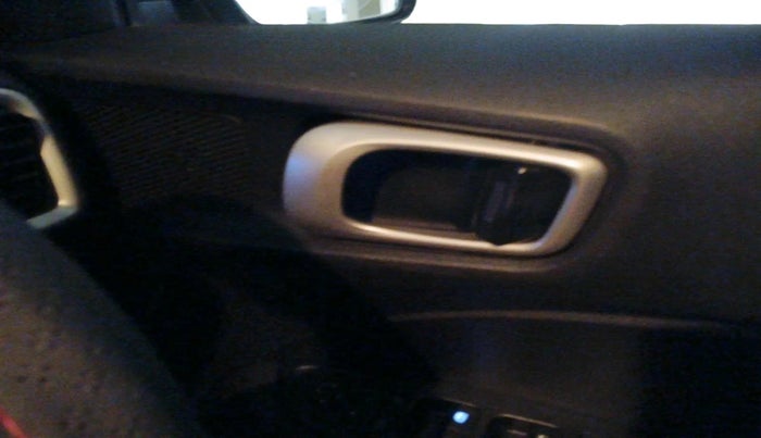 2020 Hyundai VENUE SX 1.0 (O) TURBO IMT, Petrol, Manual, 17,993 km, interior