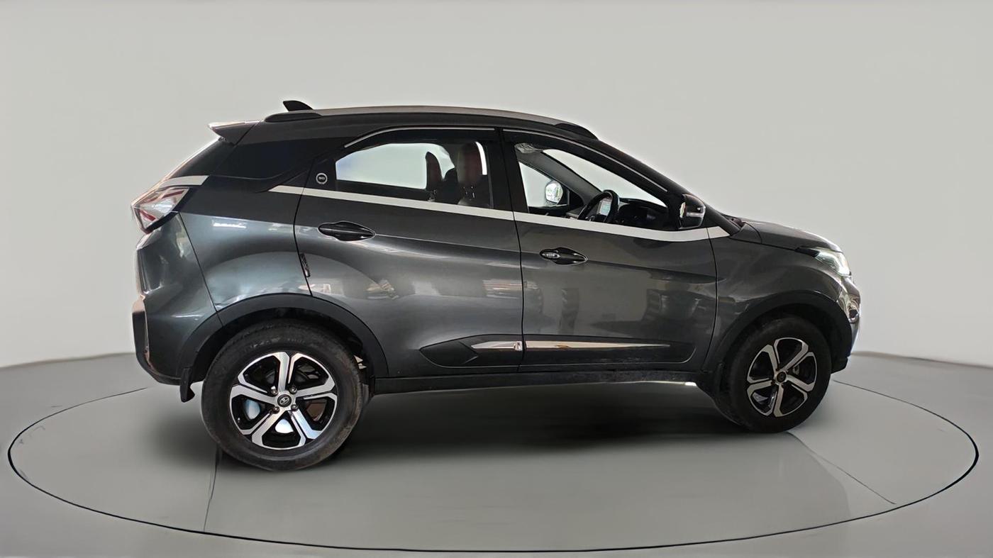 2023 Tata NEXON XZ PLUS PETROL, Petrol, Manual, 32,579 km, exterior