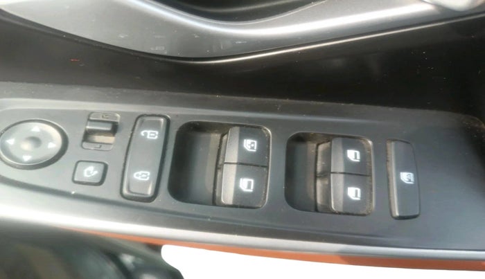 2021 Hyundai ALCAZAR 2.0 SIGNATURE (O) AT 6STR, Petrol, Automatic, 67,771 km, interior