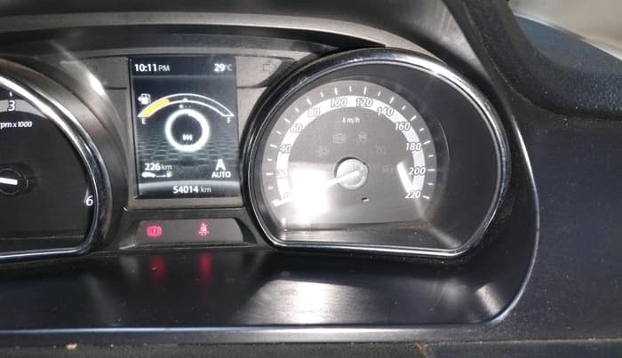 2018 Tata Hexa XM 4X2 7 STR, Diesel, Manual, 54,014 km, interior