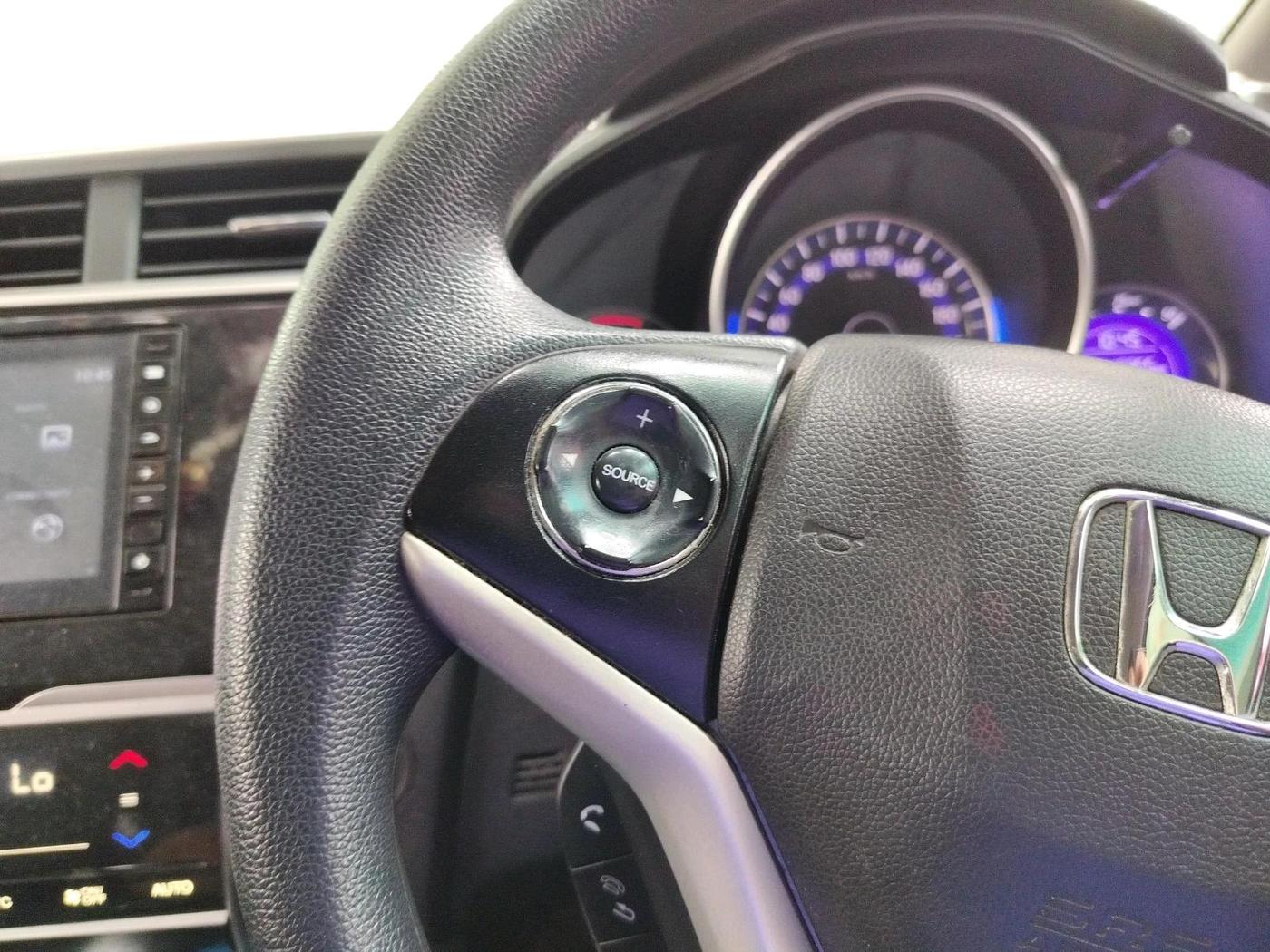 2020 Honda WR-V 1.5L I-DTEC SV MT, Diesel, Manual, 43,265 km, interior