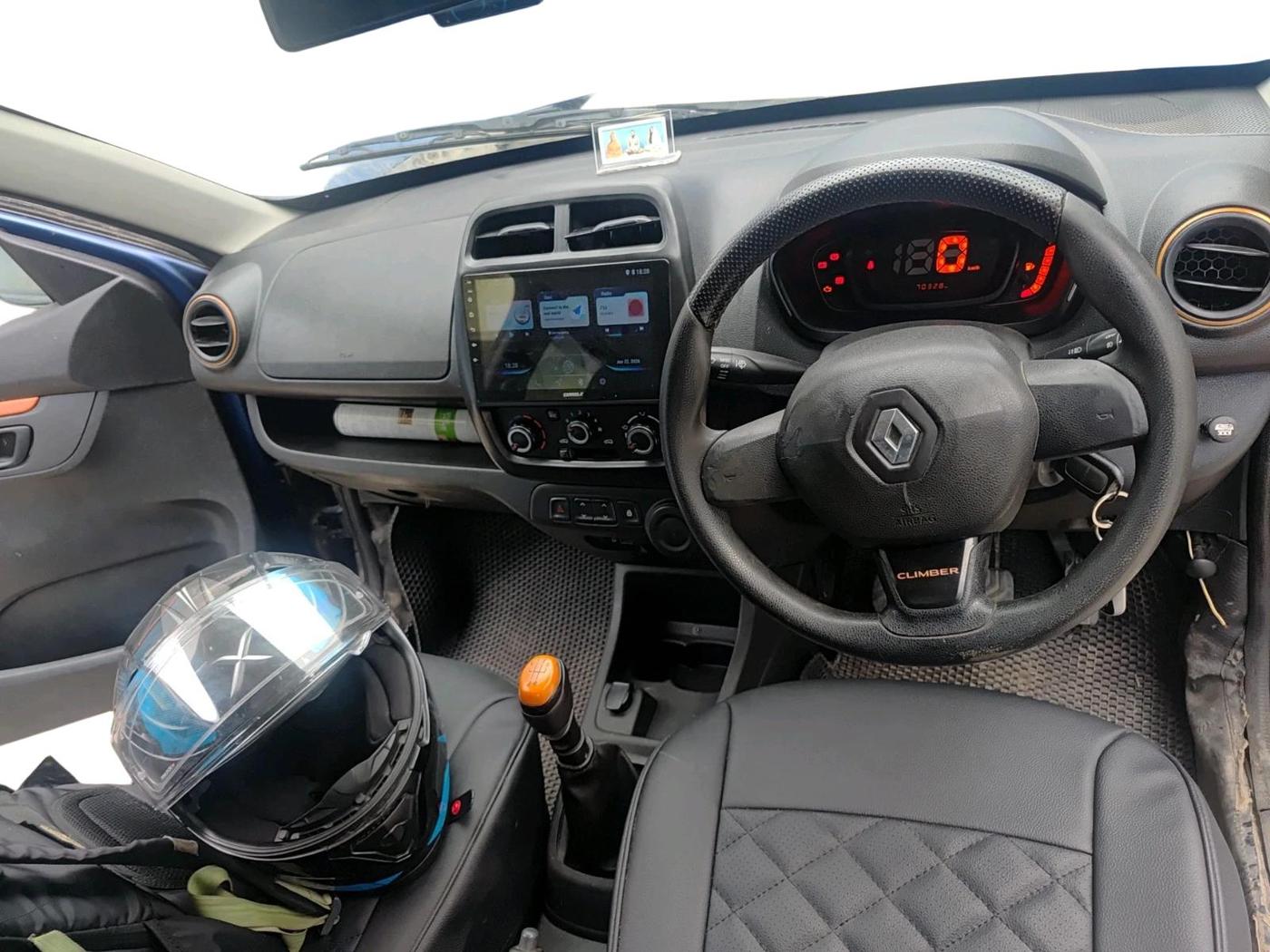 2019 Renault Kwid CLIMBER 1.0, Petrol, Manual, 70,328 km, interior