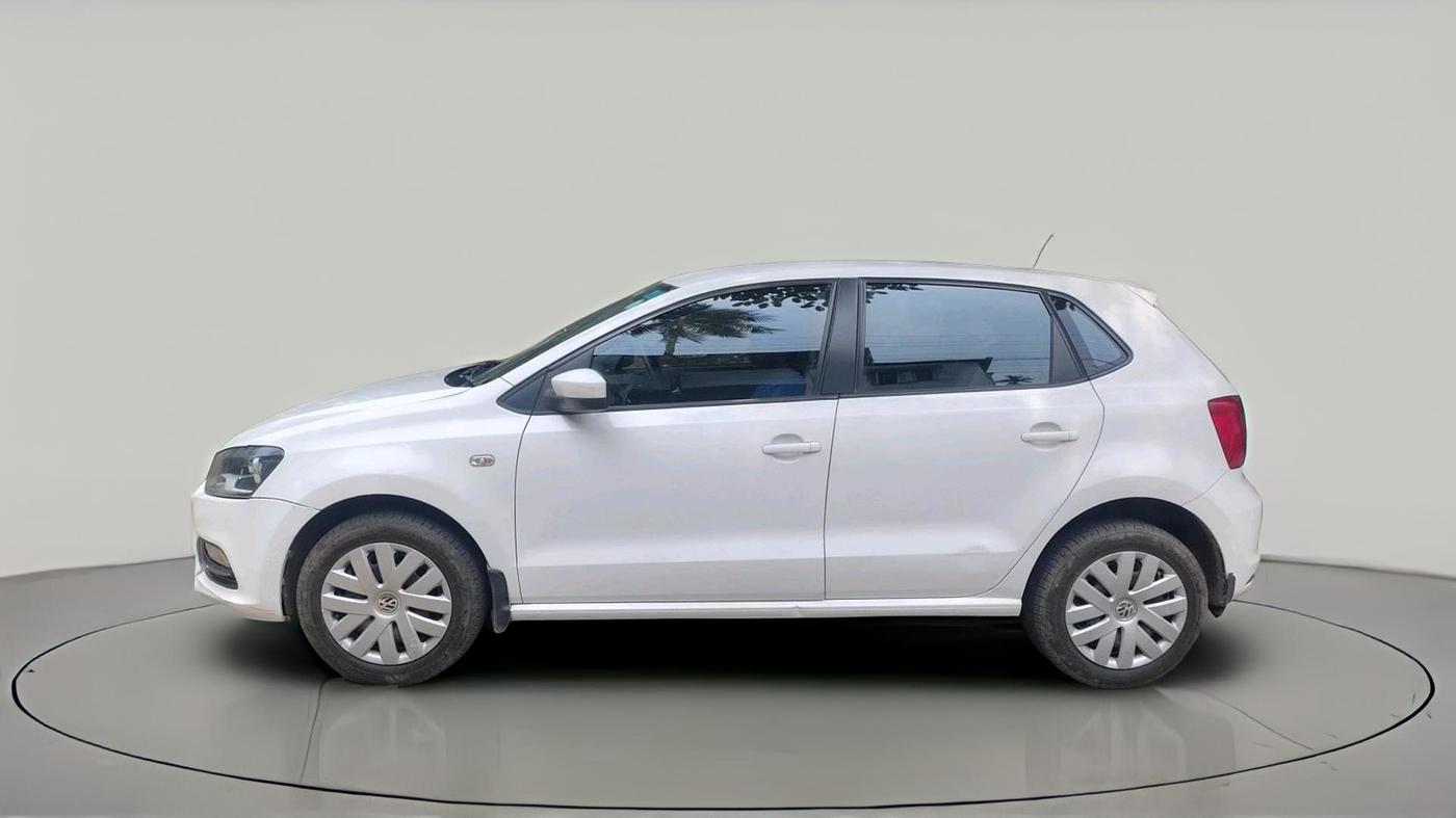 2015 Volkswagen Polo COMFORTLINE 1.2L, Petrol, Manual, 79,637 km, exterior