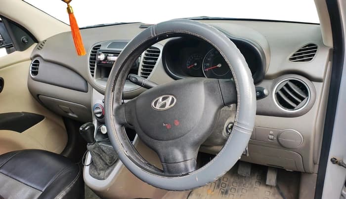 2014 Hyundai i10 MAGNA 1.1, Petrol, Manual, 49,216 km, interior