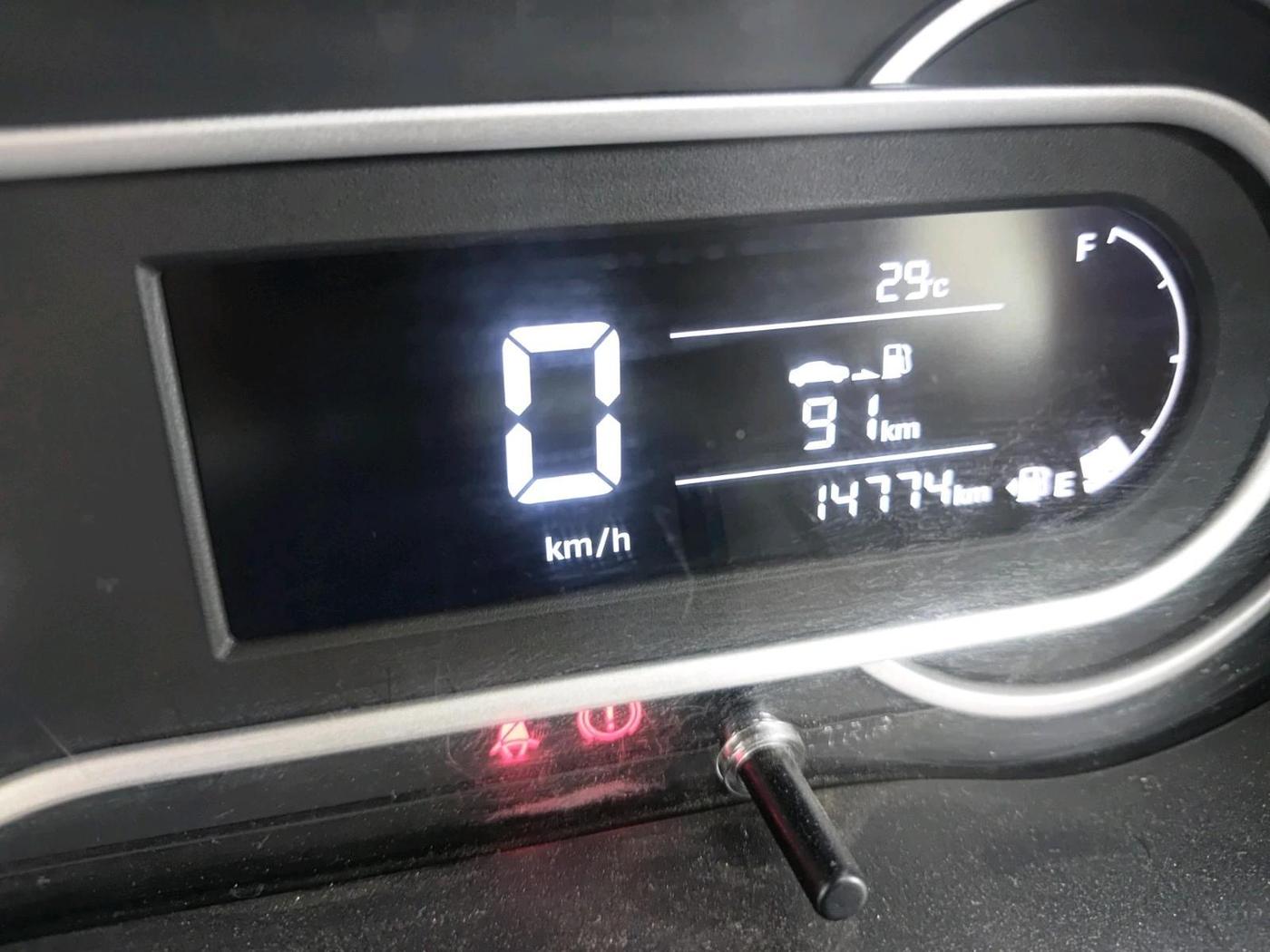 2021 Hyundai GRAND I10 NIOS SPORTZ 1.2 KAPPA VTVT DUAL TONE, Petrol, Manual, 14,774 km, interior