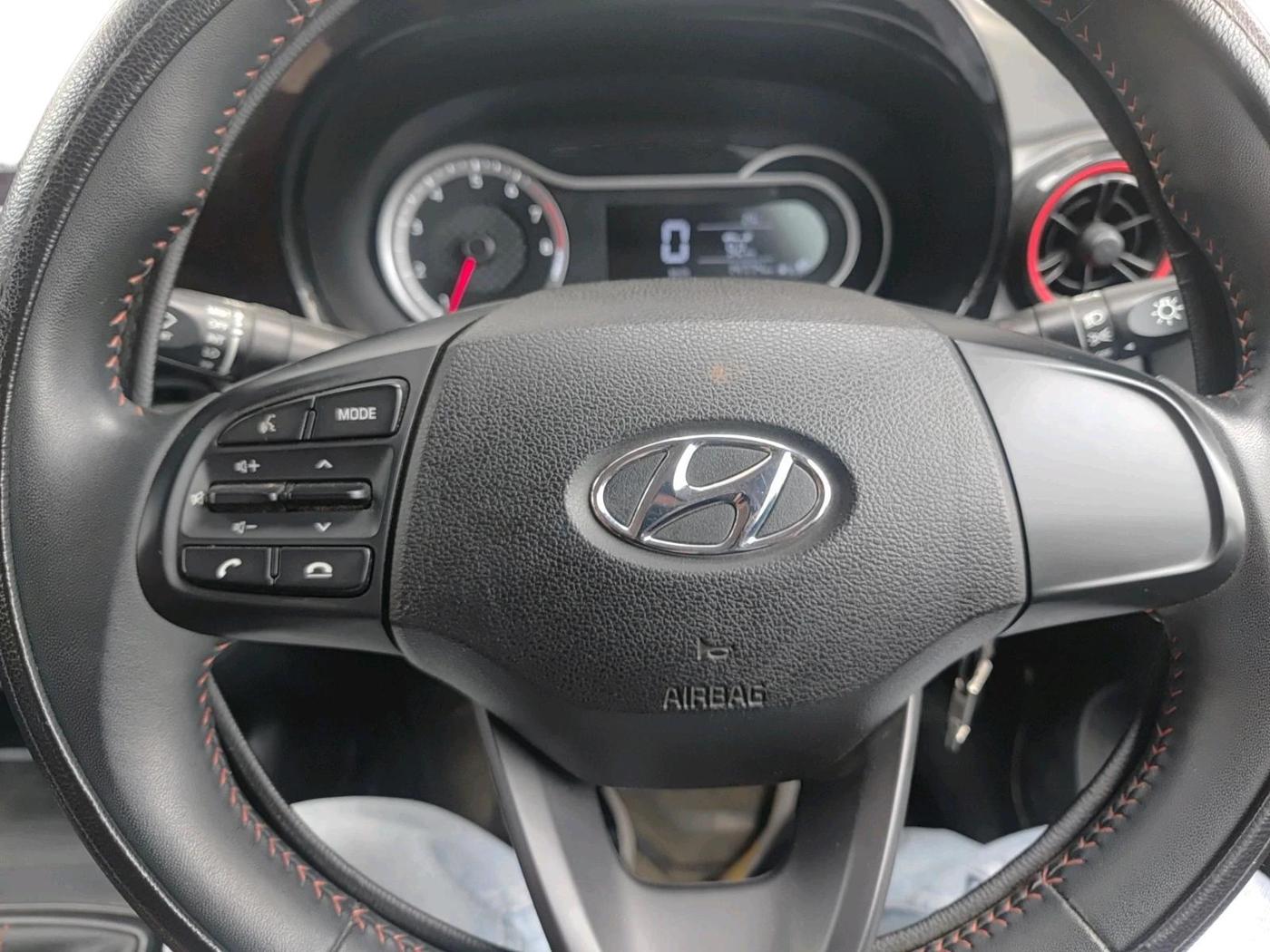 2021 Hyundai GRAND I10 NIOS SPORTZ 1.2 KAPPA VTVT DUAL TONE, Petrol, Manual, 14,774 km, interior