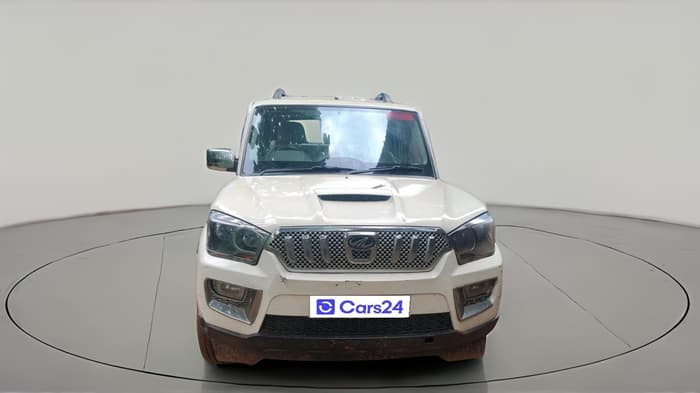 2014 Mahindra Scorpio S6 PLUS, Diesel, Manual, 86,001 km, exterior
