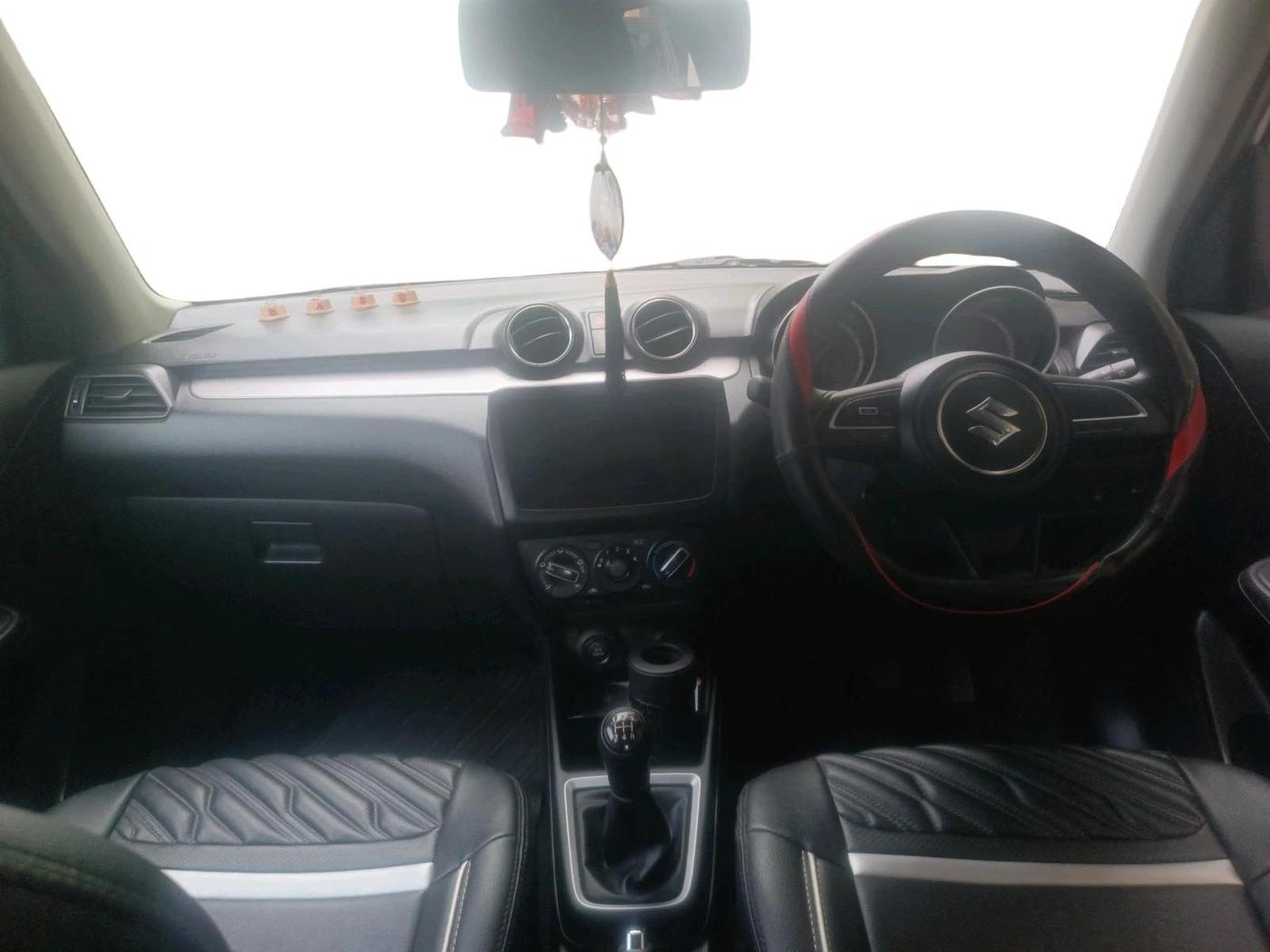 2022 Maruti Swift VXI, Petrol, Manual, 6,137 km, interior