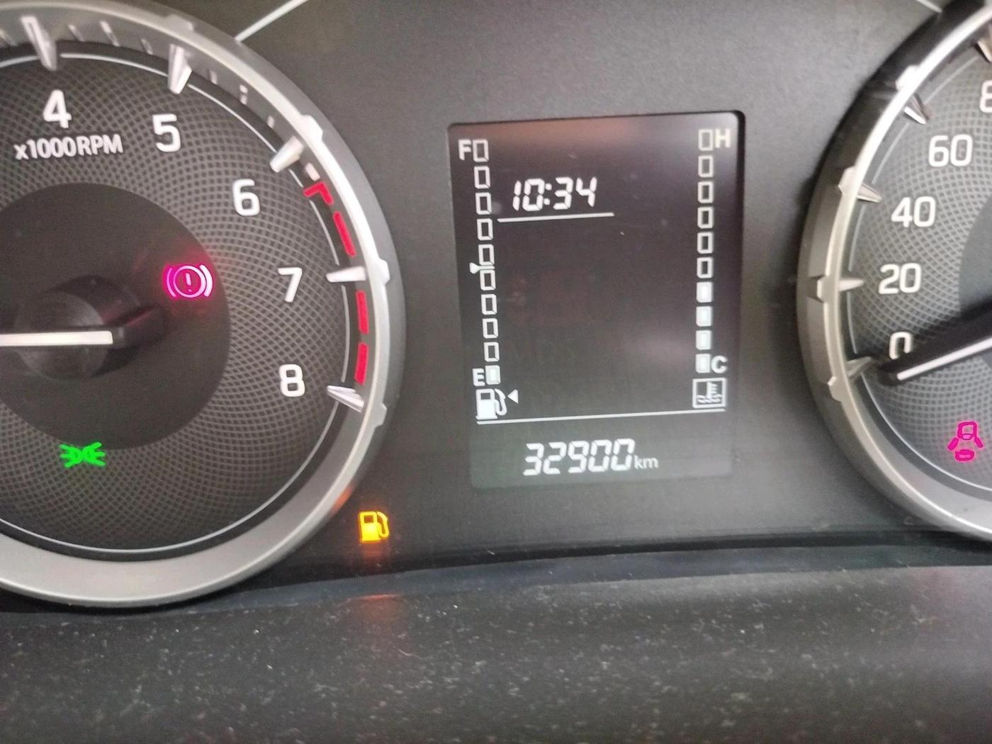 2024 Maruti BREZZA LXI, Petrol, Manual, 32,900 km, interior