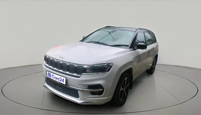 2024 Jeep MERIDIAN Overland 4x2 AT, Diesel, Automatic, 18,179 km, exterior