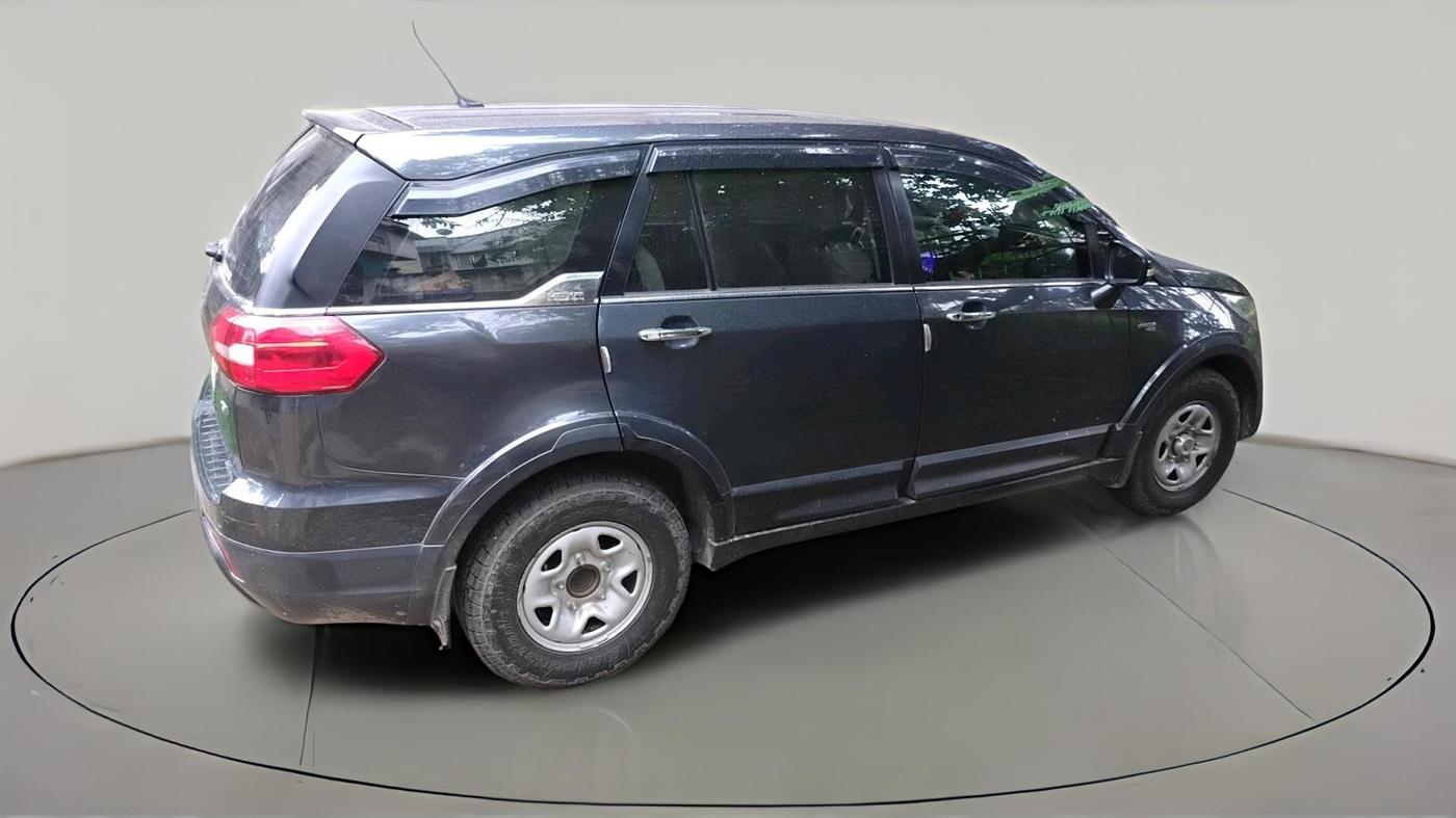 2018 Tata Hexa XM 4X2 7 STR, Diesel, Manual, 55,300 km, exterior
