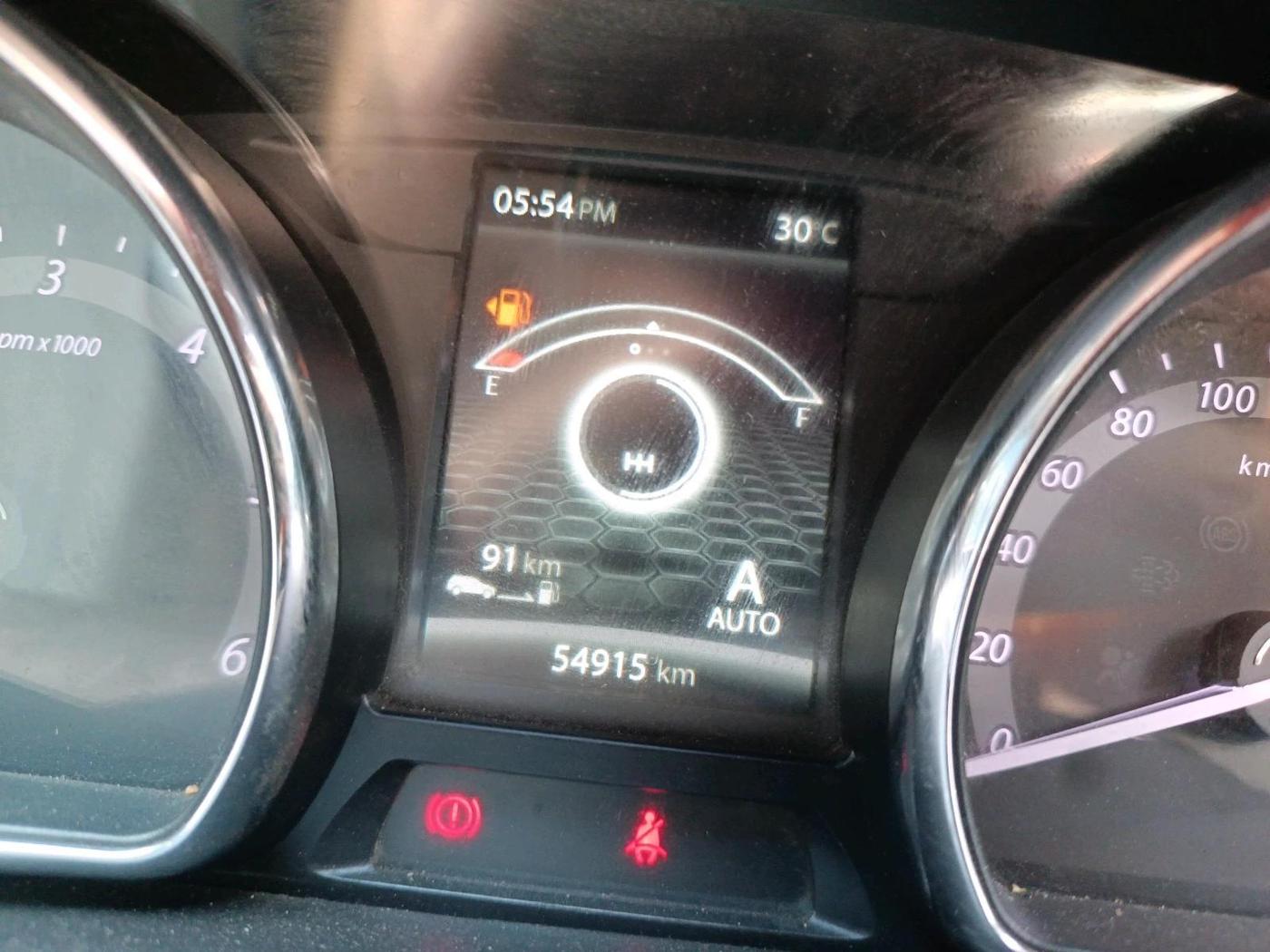 2018 Tata Hexa XM 4X2 7 STR, Diesel, Manual, 55,300 km, interior