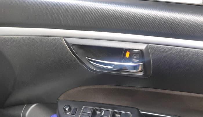 2015 Maruti Swift VXI, Petrol, Manual, 71,319 km, interior