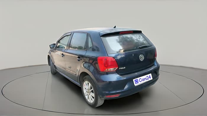 2015 Volkswagen Polo HIGHLINE1.2L, Petrol, Manual, 1,65,988 km, exterior