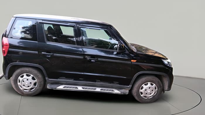 2023 Mahindra BOLERO NEO N8 R, Diesel, Manual, 25,092 km, exterior