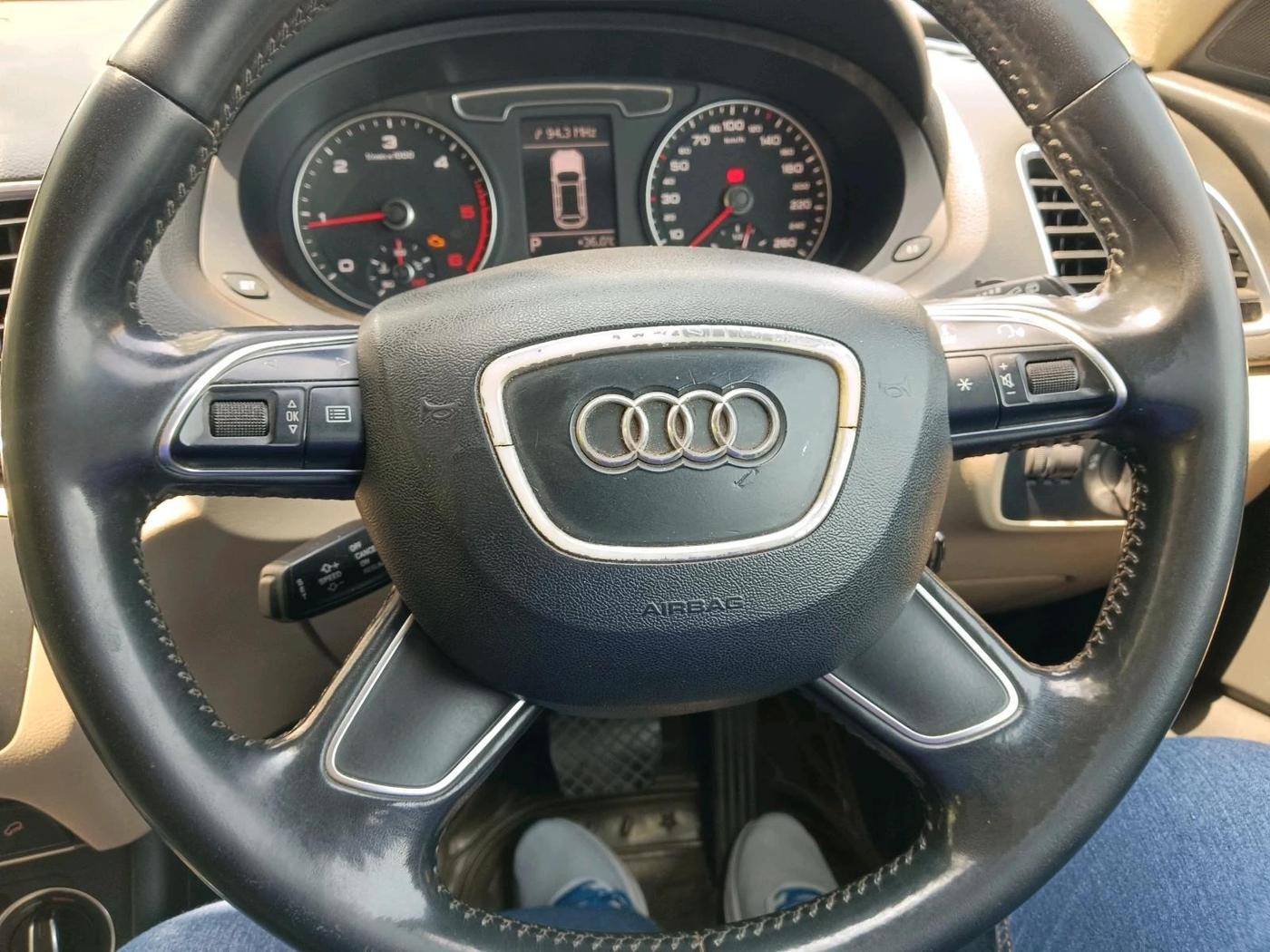 2017 Audi Q3 35 TDI Quattro, Diesel, Automatic, 1,29,067 km, interior