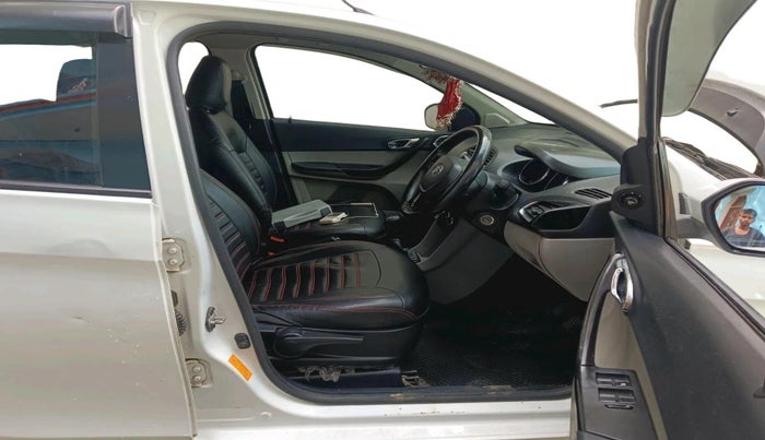 2018 Tata Tiago XZ PETROL, Petrol, Manual, 70,000 km, interior