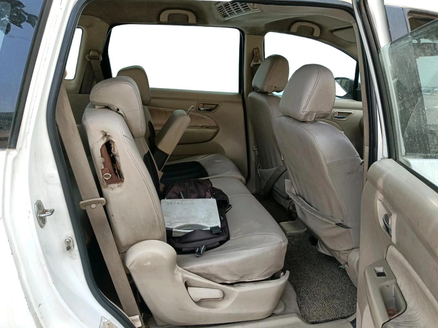 2012 Maruti Ertiga VDI, Diesel, Manual, 2,91,576 km, interior