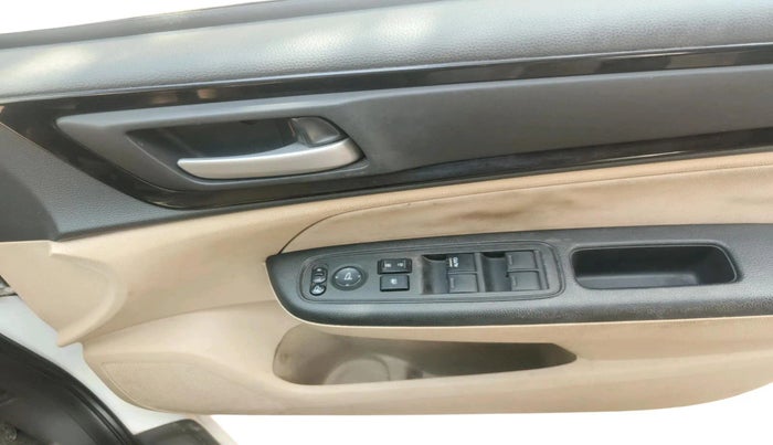 2018 Honda Amaze 1.2L I-VTEC S, Petrol, Manual, 36,405 km, interior