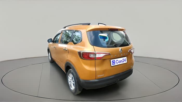 2021 Renault TRIBER RXE MT, Petrol, Manual, 13,591 km, exterior