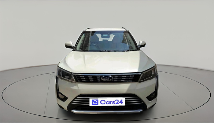 2020 Mahindra XUV300 W8 1.5 DIESEL, Diesel, Manual, 56,377 km, exterior