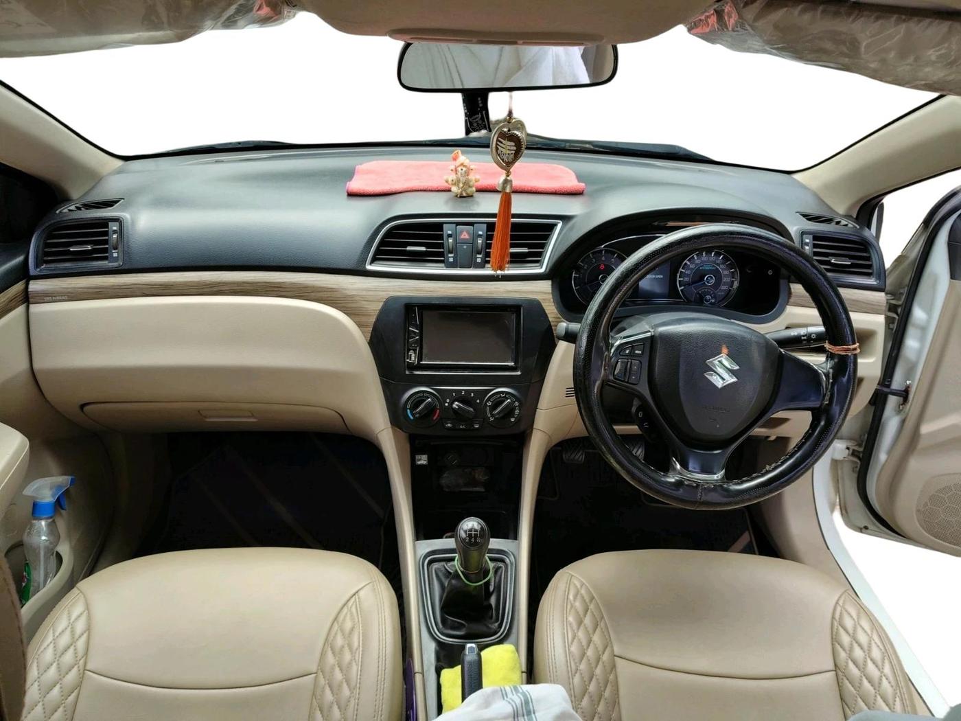 2023 Maruti Ciaz SIGMA 1.5 SHVS MT  PETROL, Petrol, Manual, 74,896 km, interior